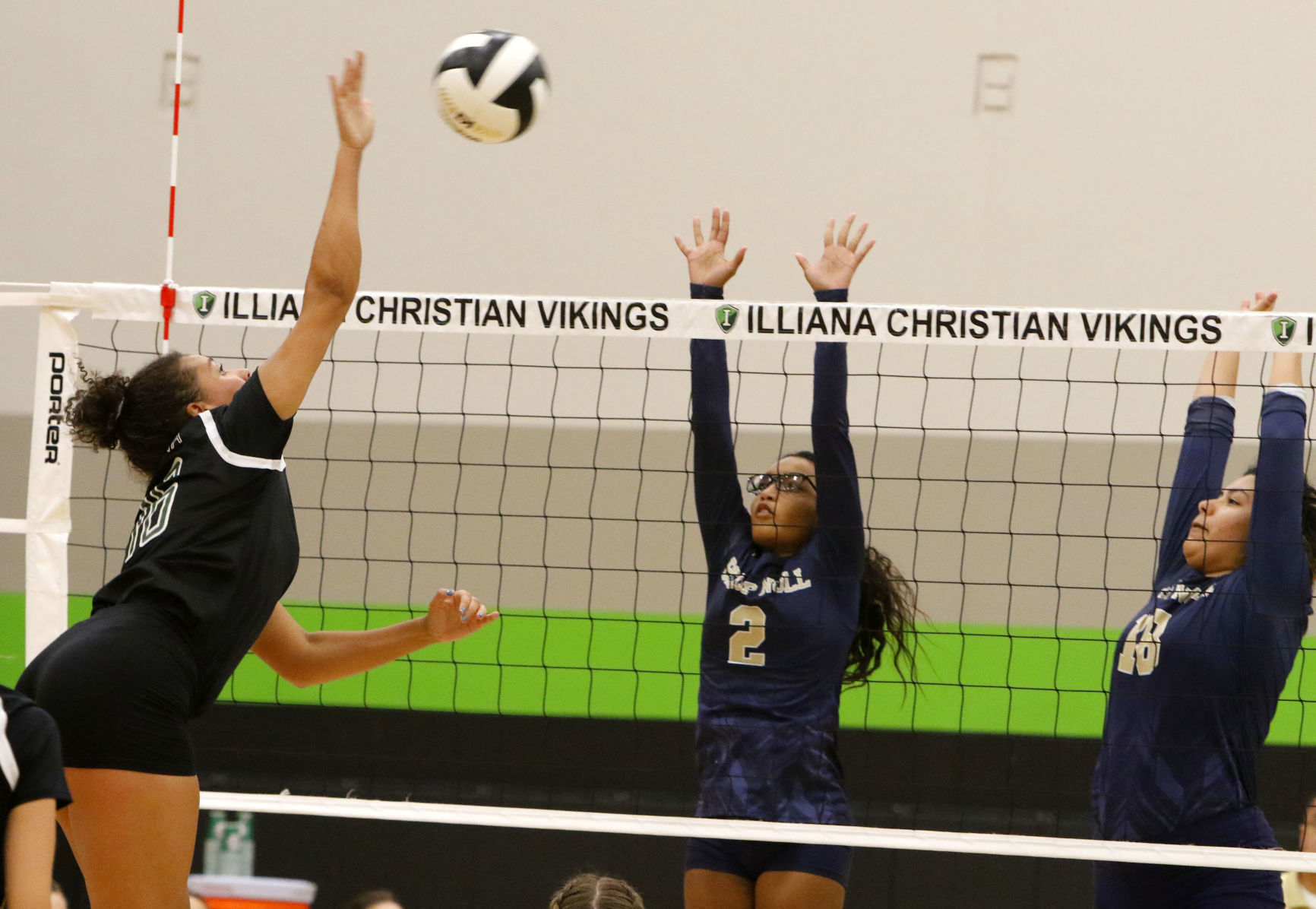 Gallery: Bishop Noll at Illiana Christian volleyball